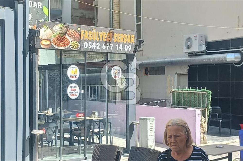  İzmir Bostanlı’da Satılık Çift Dükkan  Yüksek Tabela Değeri!