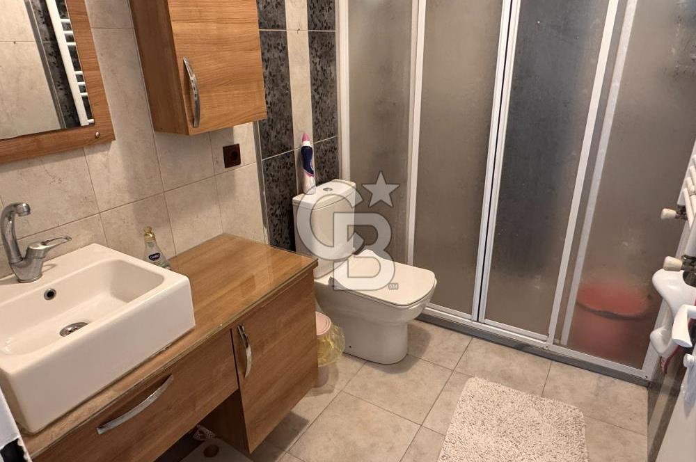 Narlıdere Narbel Sitesinde Doğa ve Deniz Manzaralı Eşyalı Daire