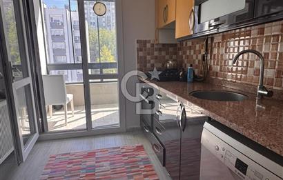 Narlıdere Narbel Sitesinde Doğa ve Deniz Manzaralı Eşyalı Daire