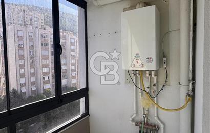 Narlıdere Narbel Sitesinde Doğa ve Deniz Manzaralı Eşyalı Daire