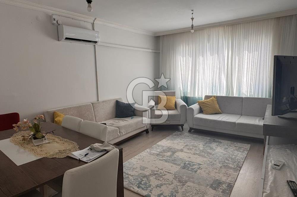 Narlıdere Narbel Sitesinde Doğa ve Deniz Manzaralı Eşyalı Daire