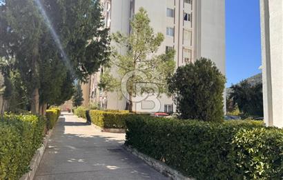 Narlıdere Narbel Sitesinde Doğa ve Deniz Manzaralı Eşyalı Daire