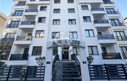 BÜYÜKÇEKMECE DE SIFIR İNŞAATTAN 2+1 SATILIK