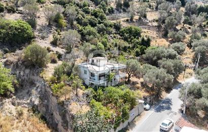Denize Yakın, Doğa İçinde Karaburun'da Satılık Müstakil Ev