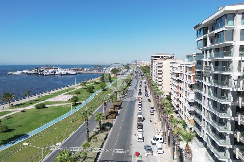 BOSTANLI SAHİLDE PANORAMİK DENİZ MANZARALI SATILIK 3+1 DAİRE