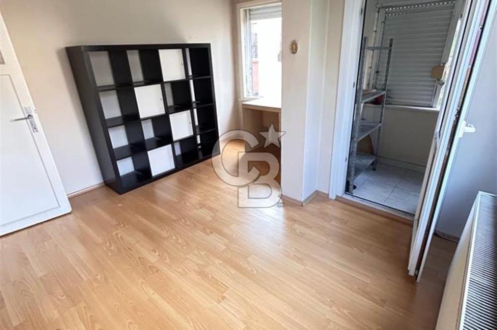 GÖZTEPE MERDİVENKÖY' de BAKIMLI, BOŞ, SATILIK ( 2+1 ) DAİRE