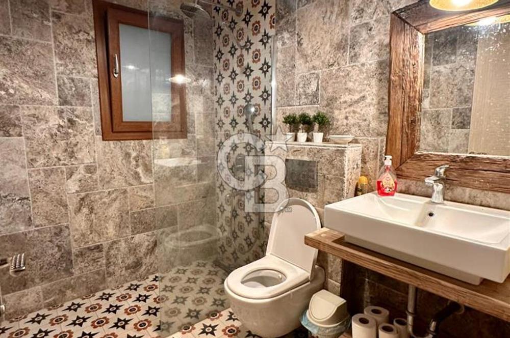Datça Merkez Burgaz Mevkiinde Satılık Havuzlu Müstakil Villa