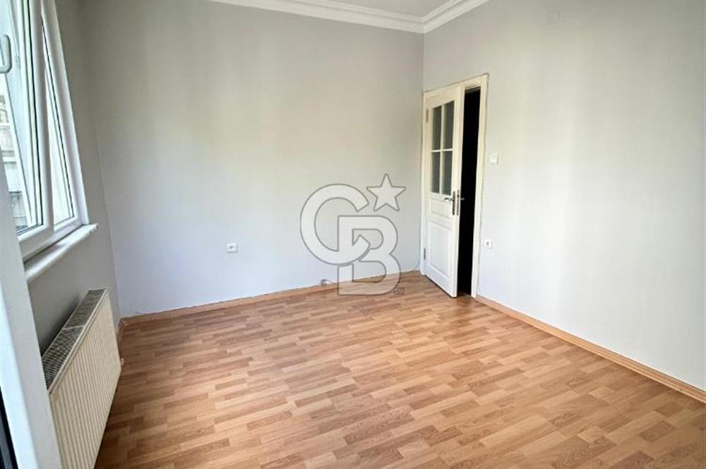MALTEPE ALTAYÇEŞME' de SATILIK BAKIMLI ( 3+1 ) DAİRE