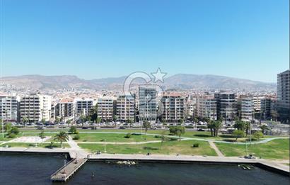 BOSTANLI SAHİLDE PANORAMİK DENİZ MANZARALI SATILIK 3+1 DAİRE