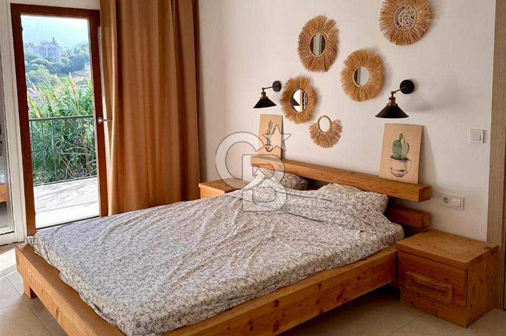 Datça Merkez Burgaz Mevkiinde Satılık Havuzlu Müstakil Villa