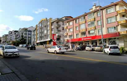 CADDE ÜZERİ MÜKEMMEL KONUM YAPILI 3+1 GENİŞ FERAH KİRALIK DAİRE