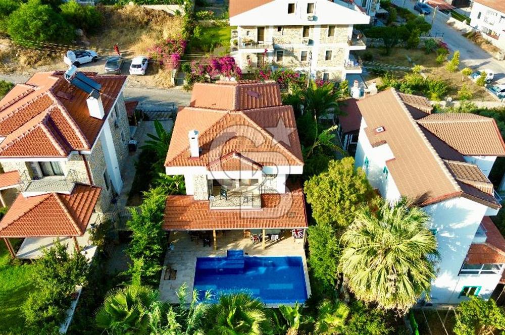Datça Merkez Burgaz Mevkiinde Satılık Havuzlu Müstakil Villa