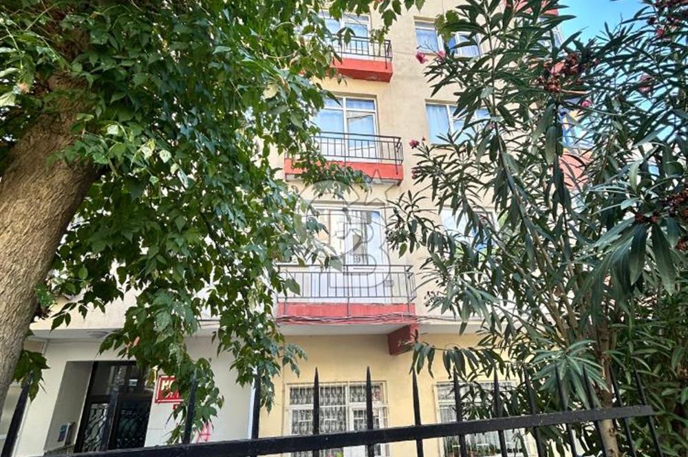 MALTEPE ALTAYÇEŞME' de SATILIK BAKIMLI ( 3+1 ) DAİRE