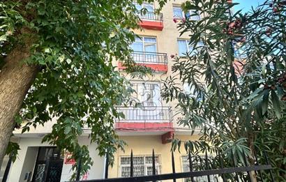 MALTEPE ALTAYÇEŞME' de SATILIK BAKIMLI ( 3+1 ) DAİRE