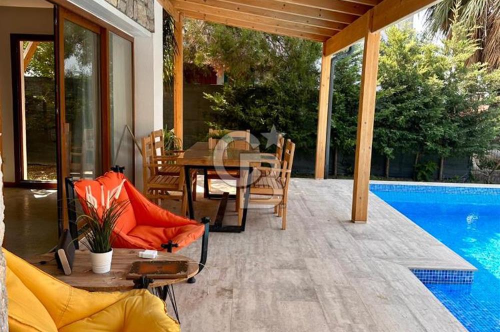 Datça Merkez Burgaz Mevkiinde Satılık Havuzlu Müstakil Villa