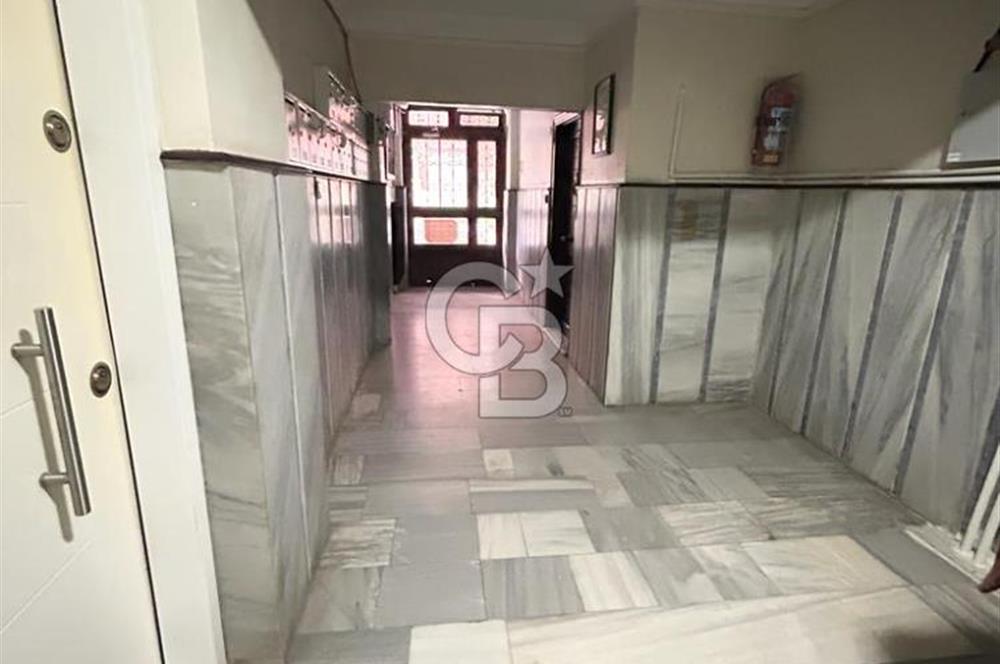 GÖZTEPE MERDİVENKÖY' de BAKIMLI, BOŞ, SATILIK ( 2+1 ) DAİRE