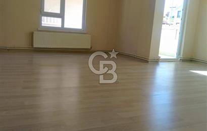 CADDE ÜZERİ MÜKEMMEL KONUM YAPILI 3+1 GENİŞ FERAH KİRALIK DAİRE