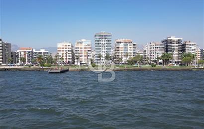 BOSTANLI SAHİLDE PANORAMİK DENİZ MANZARALI SATILIK 3+1 DAİRE