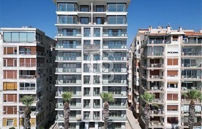 BOSTANLI SAHİLDE PANORAMİK DENİZ MANZARALI SATILIK 3+1 DAİRE