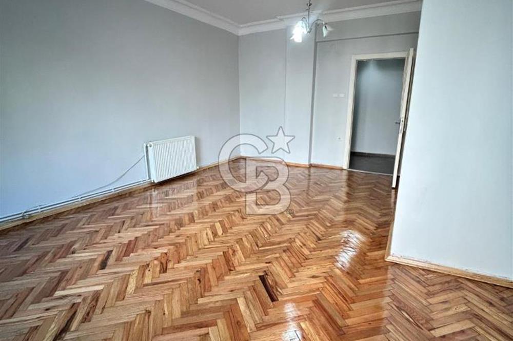 MALTEPE ALTAYÇEŞME' de SATILIK BAKIMLI ( 3+1 ) DAİRE