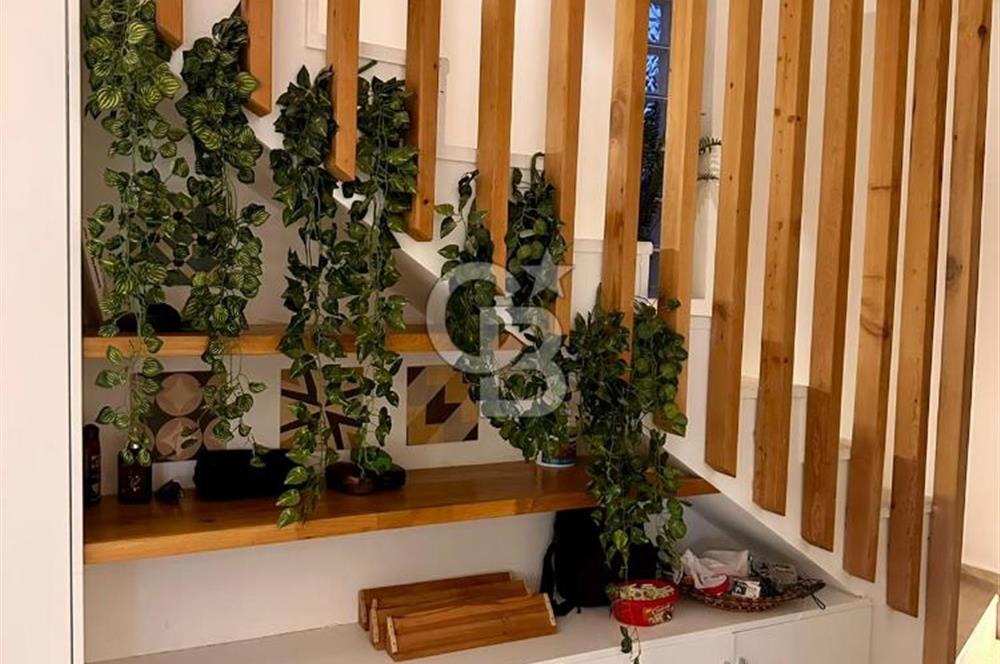 Datça Merkez Burgaz Mevkiinde Satılık Havuzlu Müstakil Villa