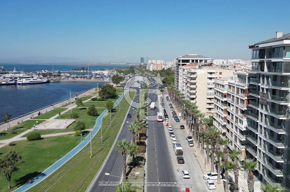 BOSTANLI SAHİLDE PANORAMİK DENİZ MANZARALI SATILIK 3+1 DAİRE