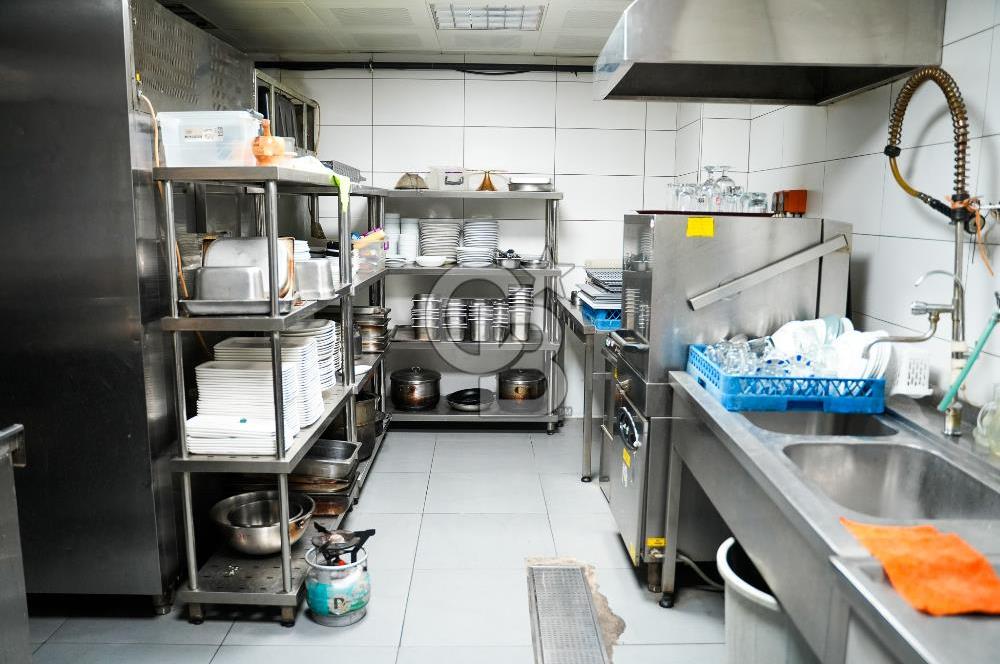 CB PREMIUM'DAN BATIKENT BARLAR SOKAĞI'NDA EMSALSİZ İŞYERİ
