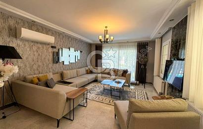 Kadınlar Denizi'nde Denize Yürüme Mesafesinde Site İçerisinde  Lüks 3+1 Villa 