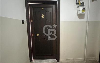 GÖZTEPE MERDİVENKÖY' de BAKIMLI, BOŞ, SATILIK ( 2+1 ) DAİRE