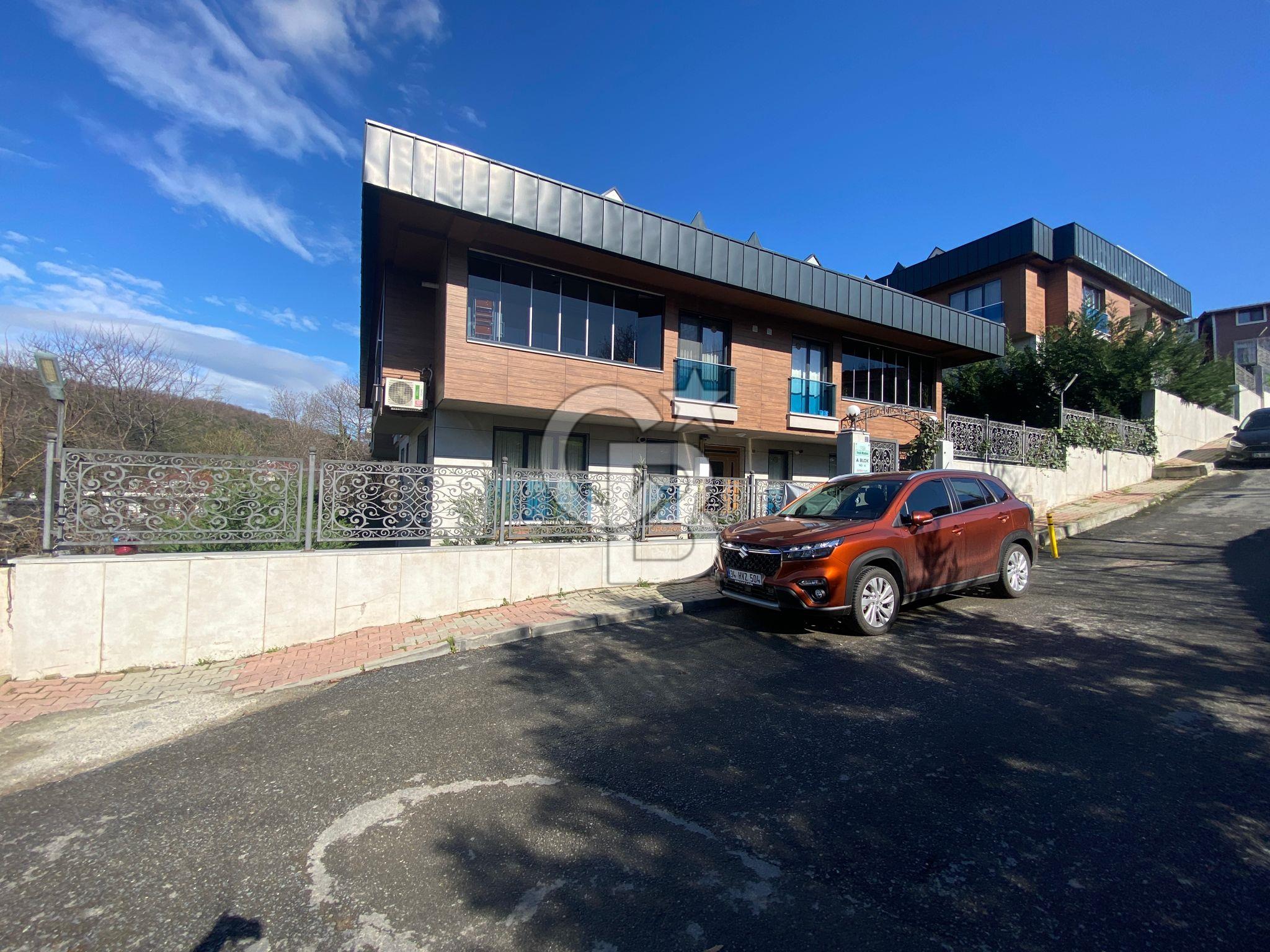 Sarıyer Maden'de 80 m2 Bahçeli 120 m2 Dubleks 3+1 Daire!