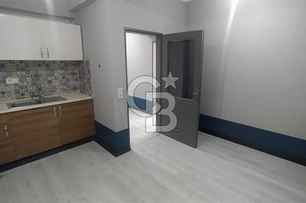CB'DEN ZAFER MEYDANINDA KİRALIK OFİS