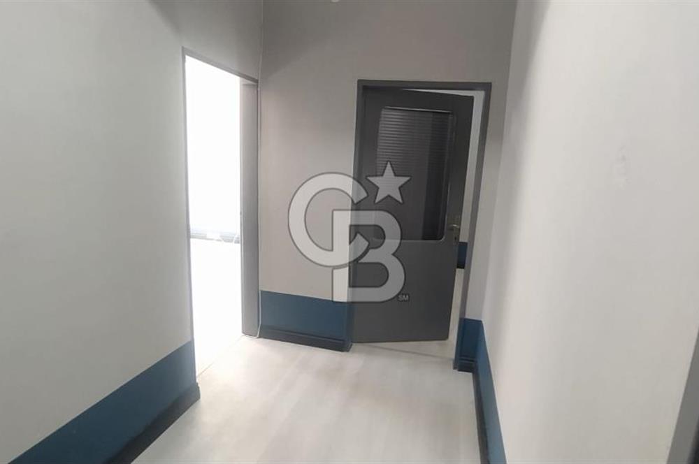 CB'DEN ZAFER MEYDANINDA KİRALIK OFİS