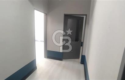 CB'DEN ZAFER MEYDANINDA KİRALIK OFİS