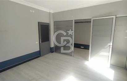CB'DEN ZAFER MEYDANINDA KİRALIK OFİS