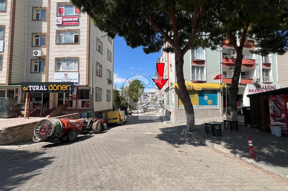 ÇANAKKALE LAPSEKİDE MÜKEMMEL KONUMDA KİRALIK İŞYERİ