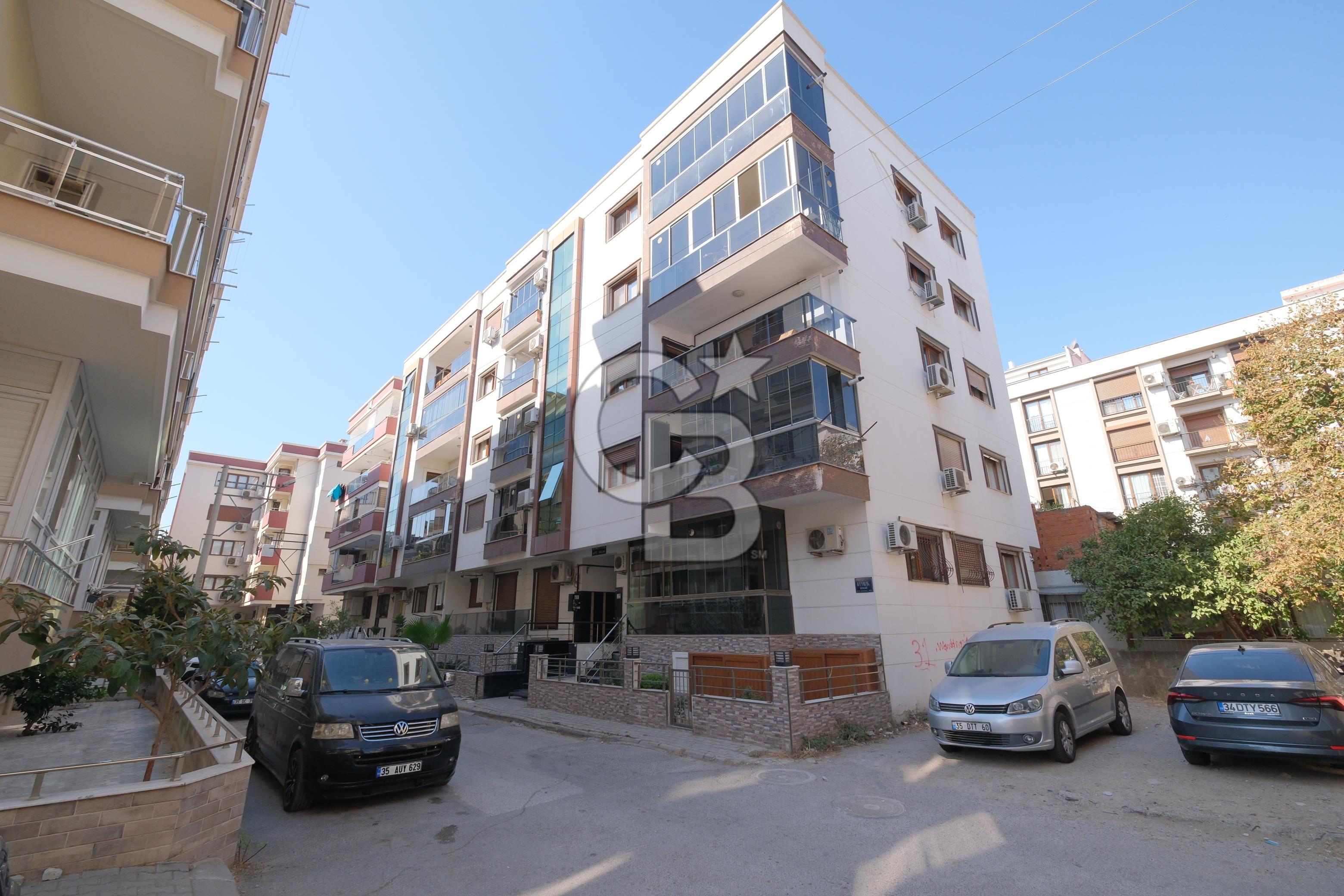 KARŞIYAKA DEDEBAŞIN’DA BOŞ  1+1 SATILIK DAİRE
