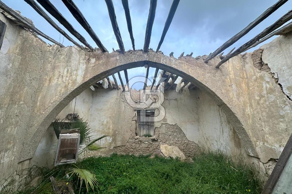 İSKELE BÜYÜKKONUKTA İMARLI ARSA