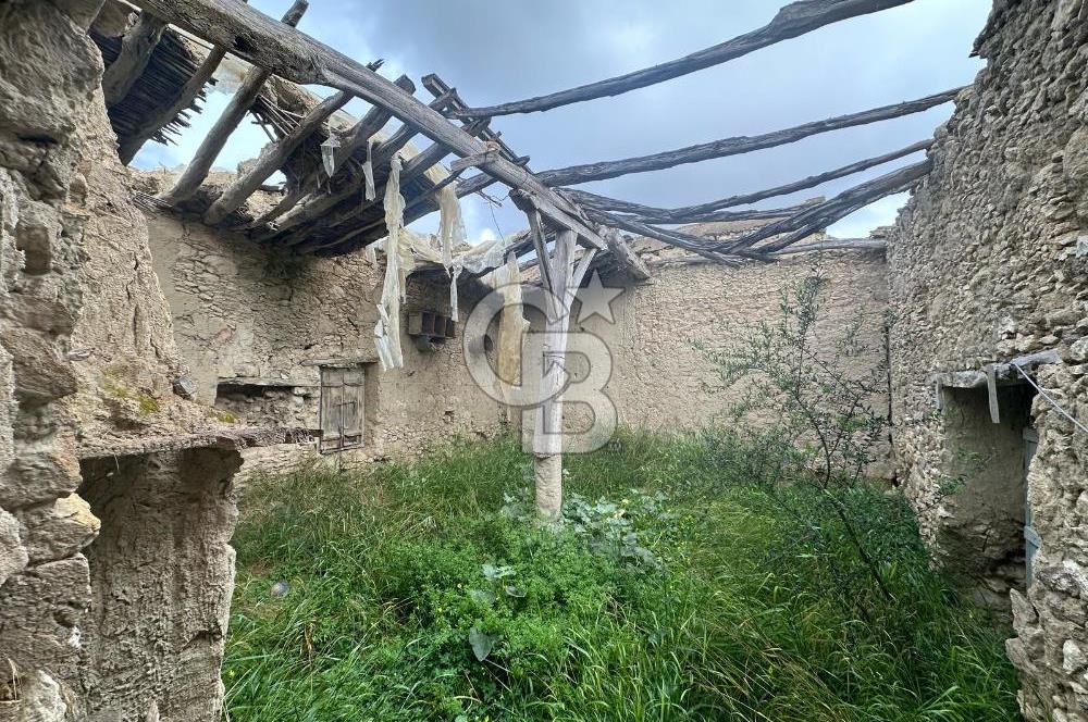 İSKELE BÜYÜKKONUKTA İMARLI ARSA