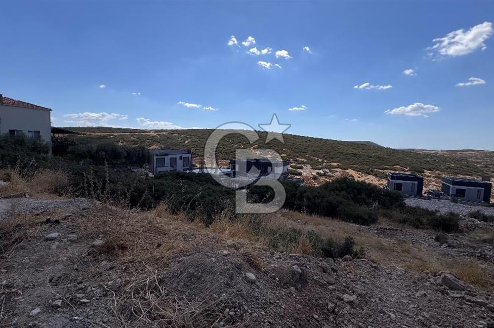 Seyrek Villa kent’te deniz manzaralı villa imarlı satılık arsa