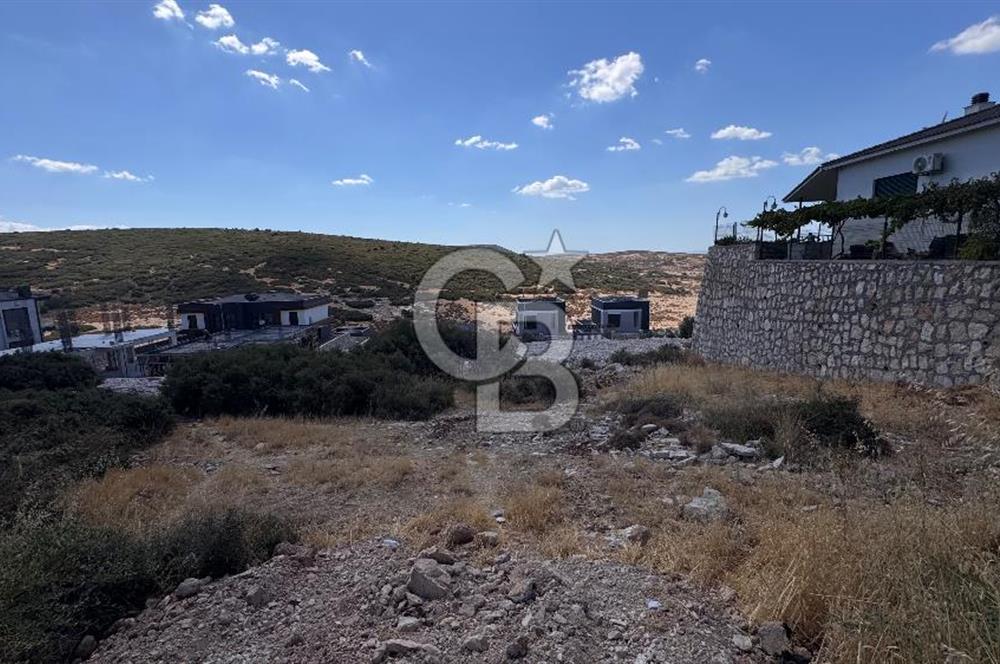 Seyrek Villa kent’te deniz manzaralı villa imarlı satılık arsa