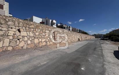 Seyrek Villa kent’te deniz manzaralı villa imarlı satılık arsa