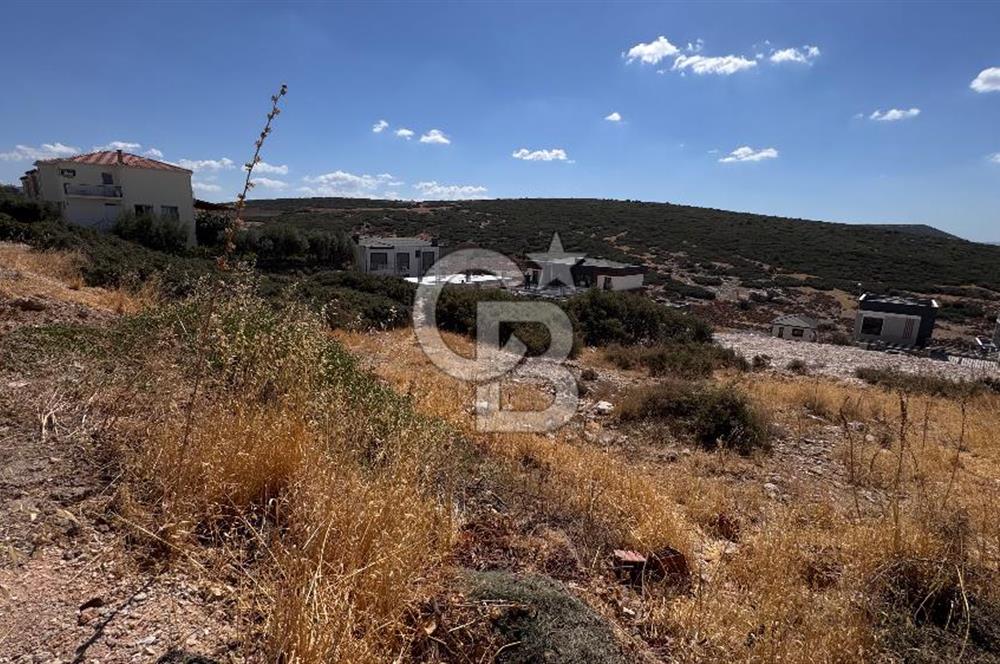 Seyrek Villa kent’te deniz manzaralı villa imarlı satılık arsa