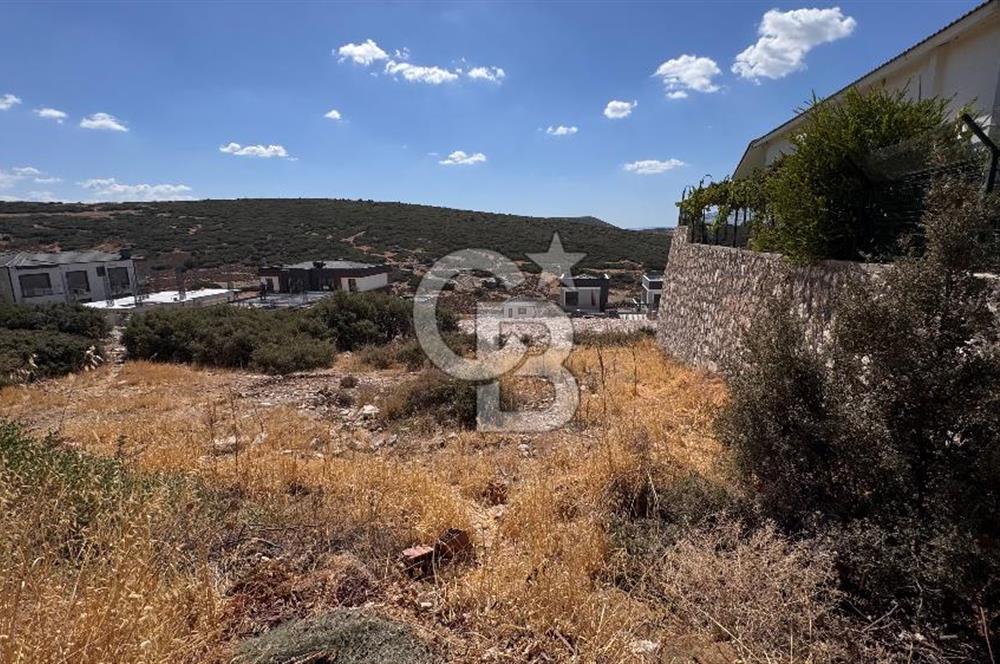 Seyrek Villa kent’te deniz manzaralı villa imarlı satılık arsa