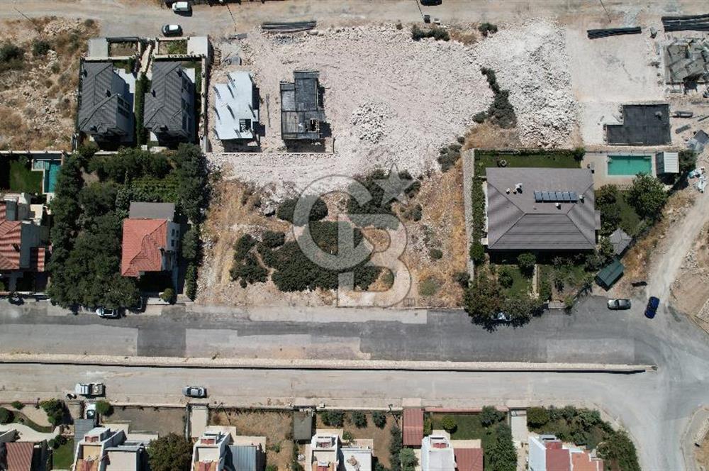 Seyrek Villa kent’te deniz manzaralı villa imarlı satılık arsa