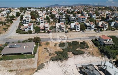 Seyrek Villa kent’te deniz manzaralı villa imarlı satılık arsa