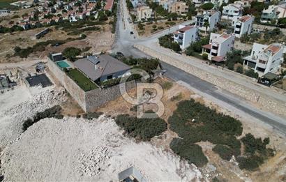 Seyrek Villa kent’te deniz manzaralı villa imarlı satılık arsa
