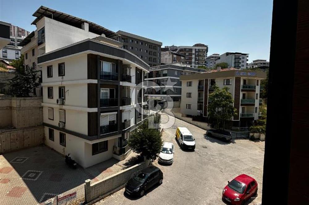 ULUKENT KASAPLAR SOKAĞINDA 2+1 SATILIK DAİRE
