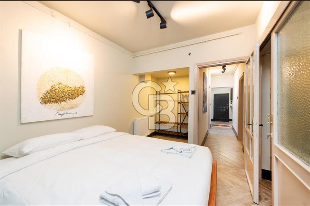 Beyoğlu Kazancı Yokuşunda Boş Teslim Bahçe Katı Satılık Daire