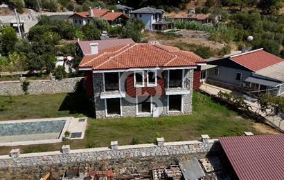 CB Marinadan Hisarönünde Yeşillerle Çevrili 2 Müstakil Villa
