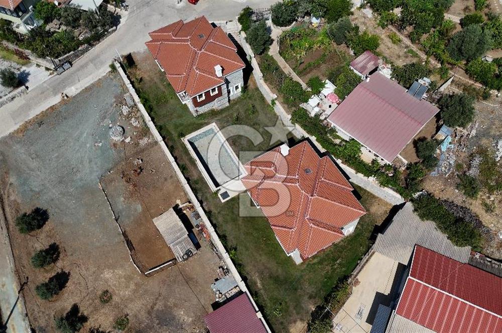 CB Marinadan Hisarönünde Yeşillerle Çevrili 2 Müstakil Villa